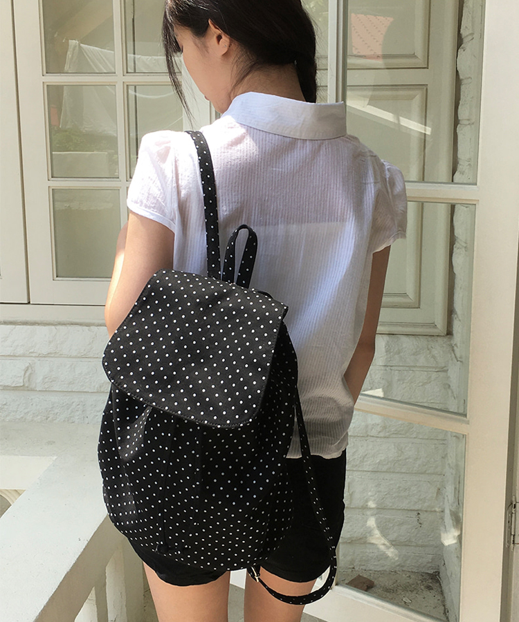 ドット柄巾着型フラップリュック | ファッション通販サイト NUGU