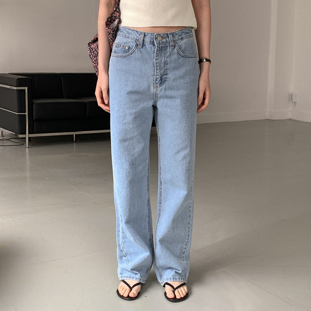 ストレートライトデニムパンツ