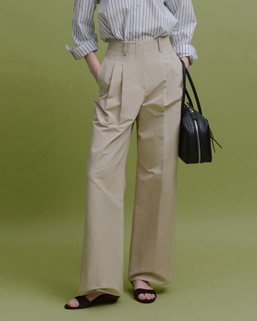 Sandy Cotton Two-Tuck Pants (Beige)