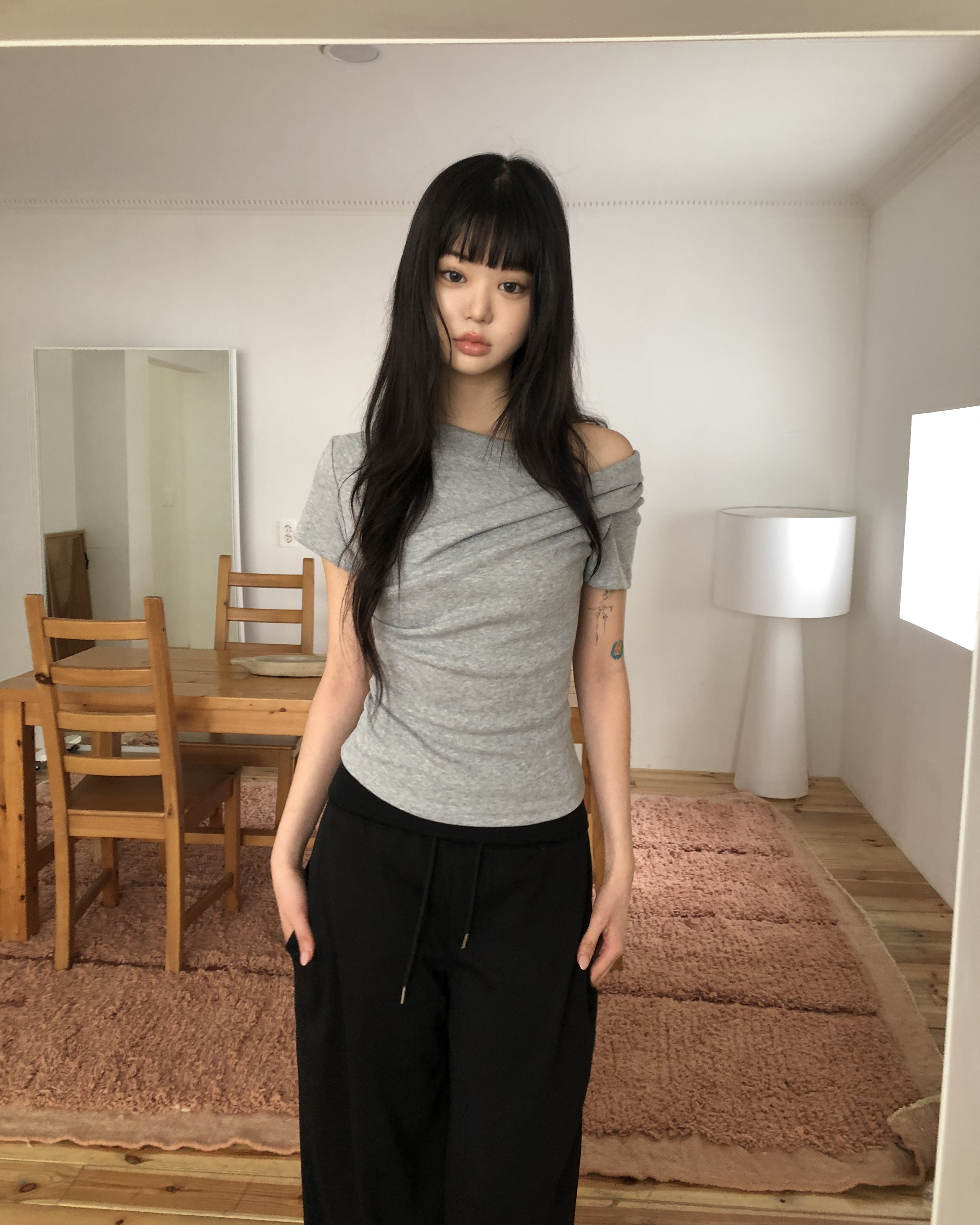 ドレープTシャツ