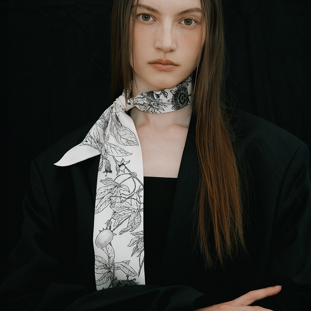 【AVVINA PELLE】 Long Twilly Silk Scarf スカーフ Designer fashion, Seoul-fully created | W Concept
