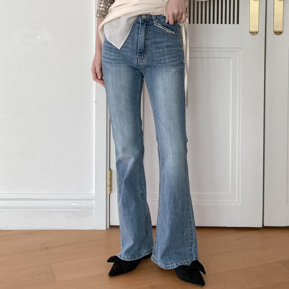 ブーツカットデニムパンツ | ファッション通販サイト NUGU