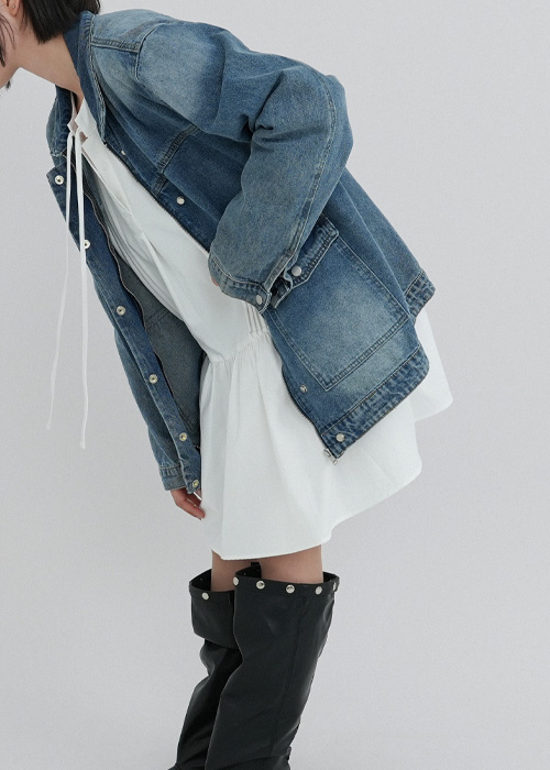 デニムミドル丈ジャケット