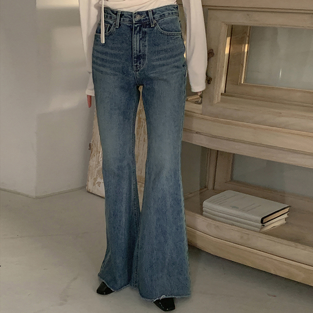 ハイウエストスリムブーツカットデニムパンツ(2color) | ファッション