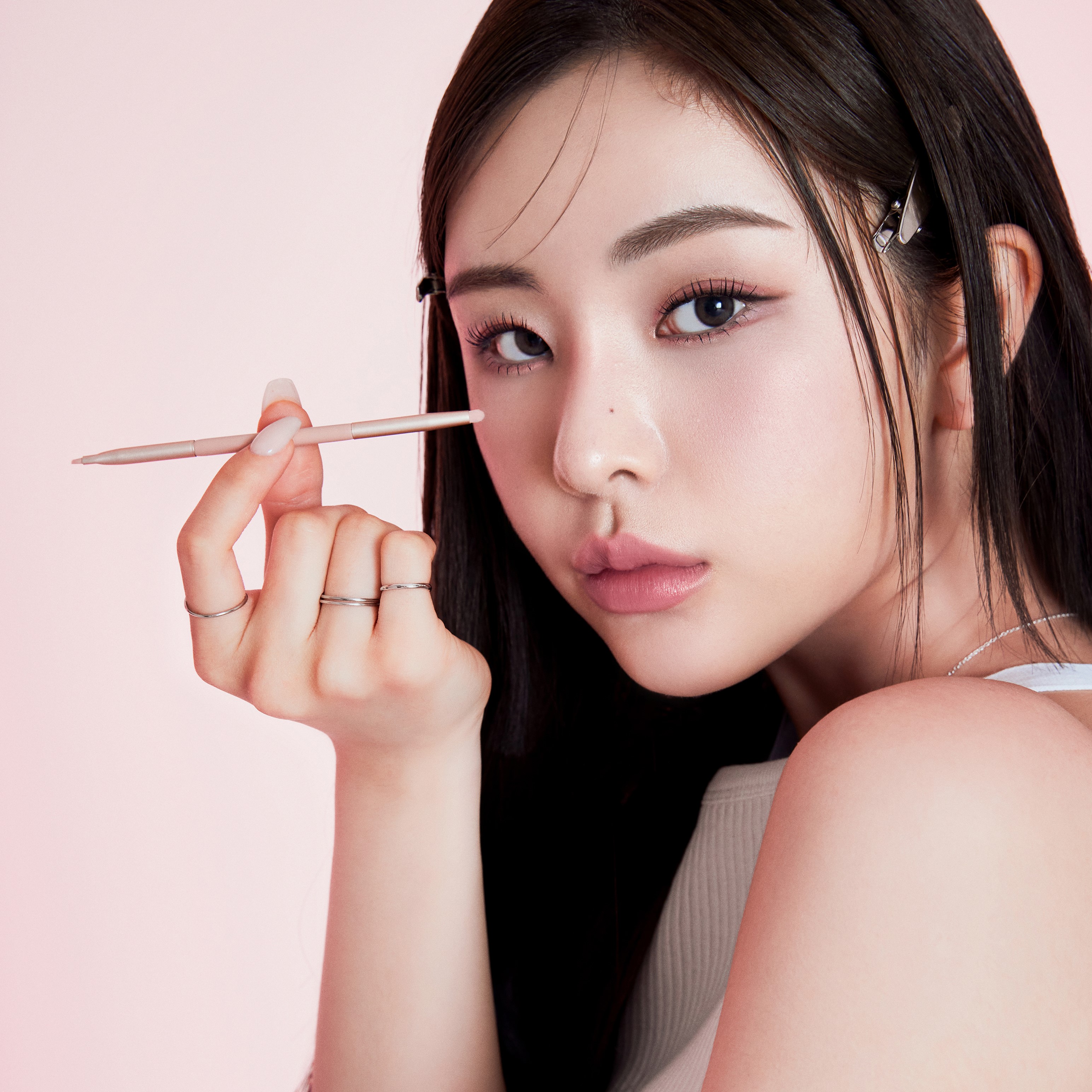 デュアルアイブラシ