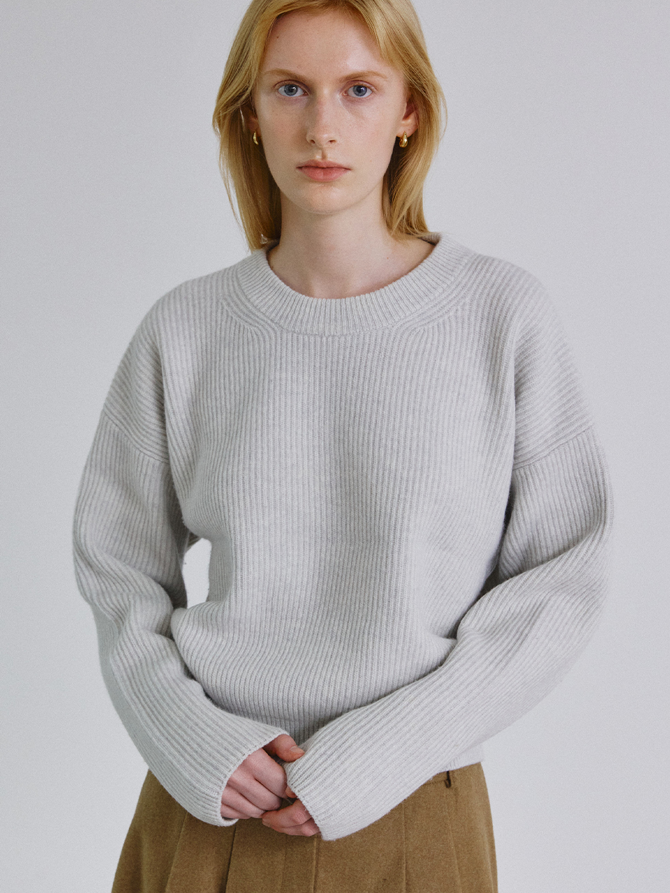 Series line - Cashmere drop round knit_LIGHT GREY