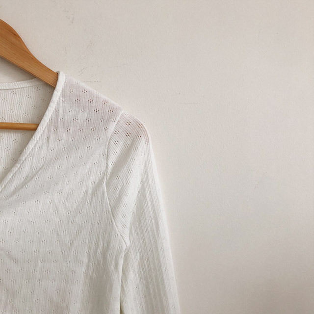 5color]フラワーパンチングVネックカーディガン | ファッション通販