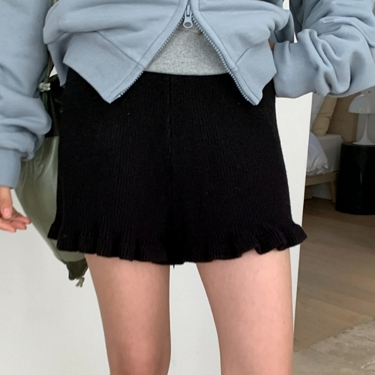 フリルレースニットショートパンツ