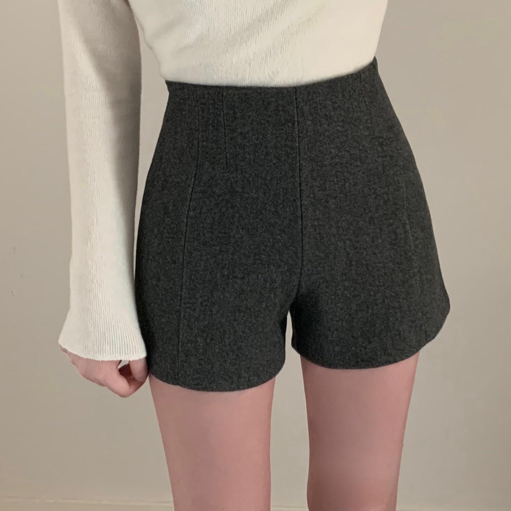 ウール ショートパンツ