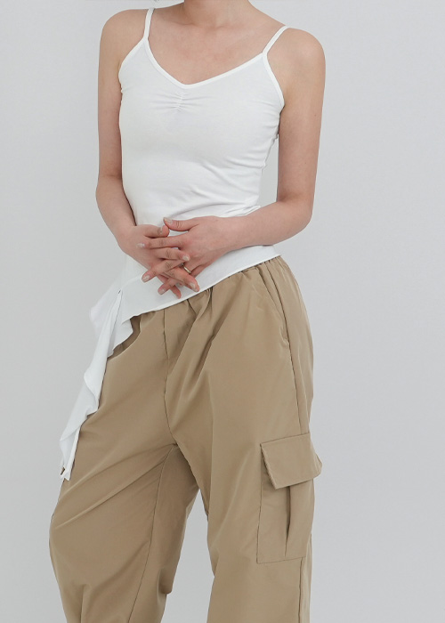 レイヤードフリルビスチェ