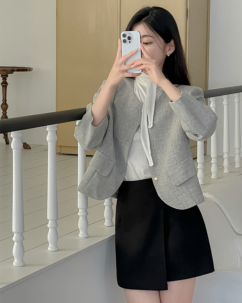 ゴールドボタンベーシッククロップド丈ジャケット