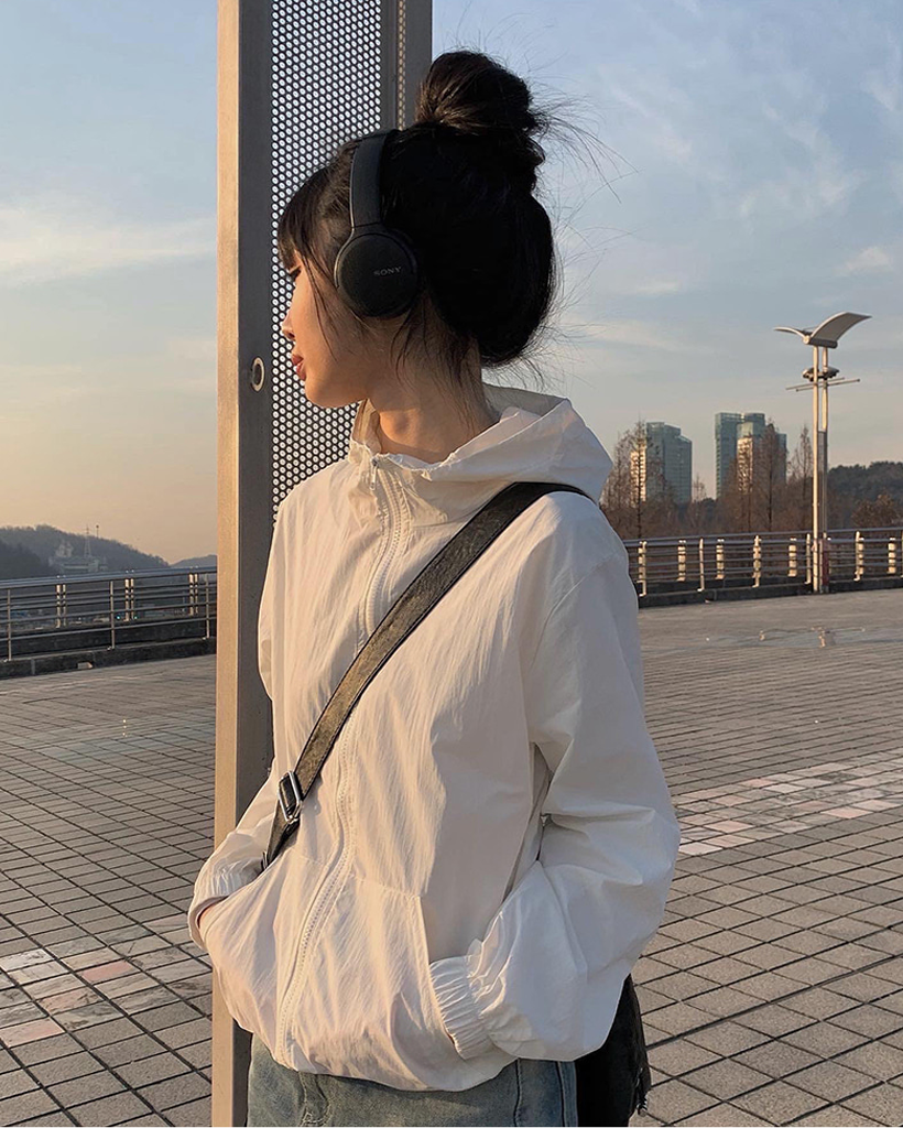 カンガルーポケットナイロンフードウインドブレーカー(3color)