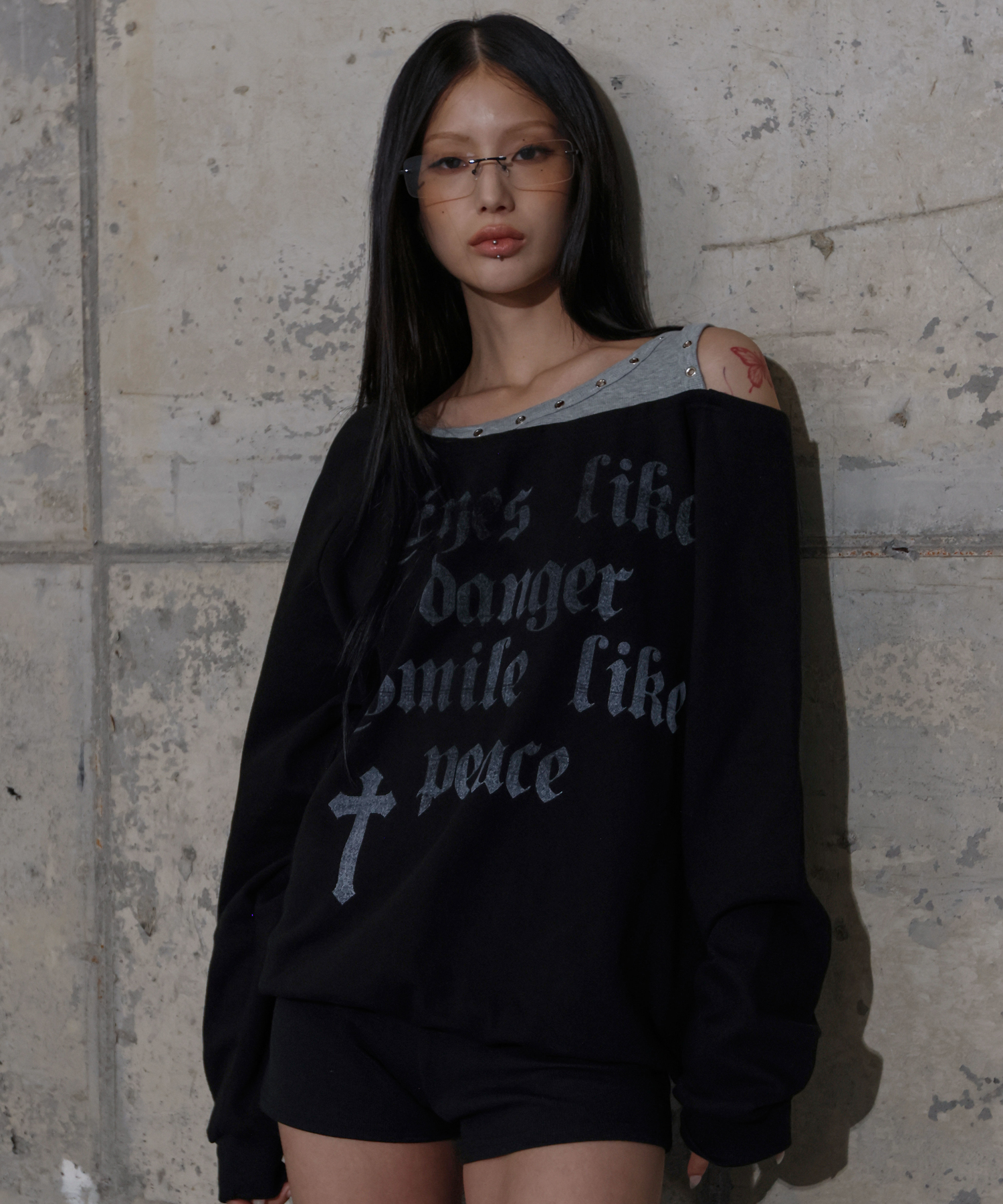 ROSARY NOIRER SWEATSHIRT (BLACK) F25ZB016