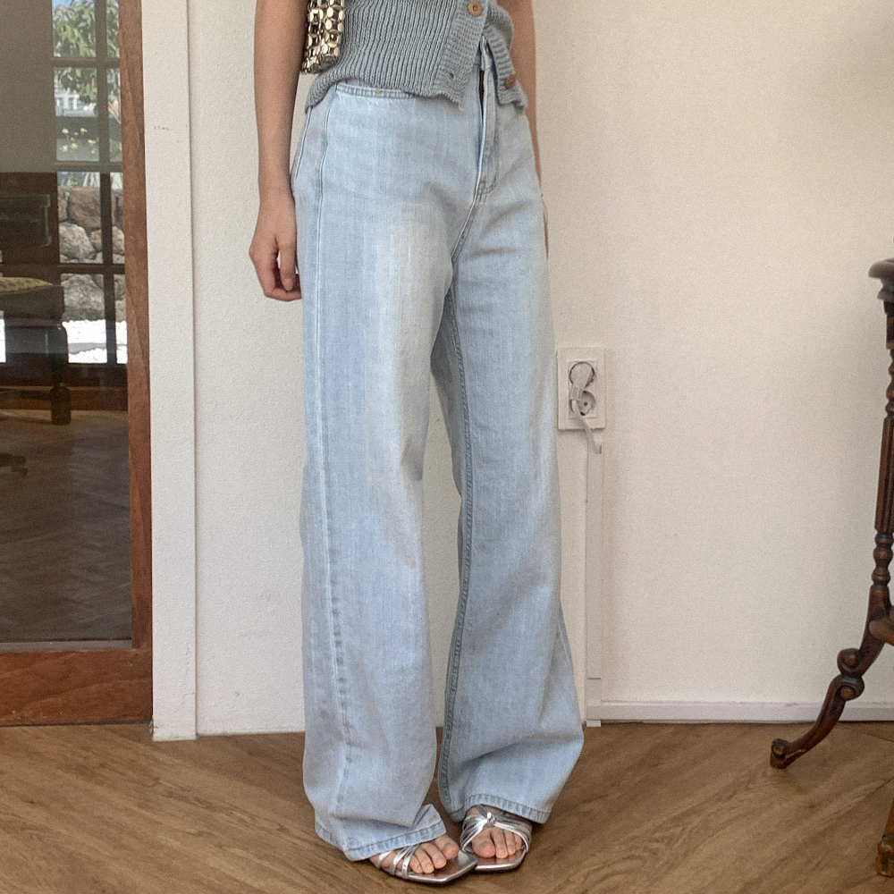 HELLA完売ストレートデニムM￥20000 ストレートデニムパンツ | ファッション通販サイト NUGU