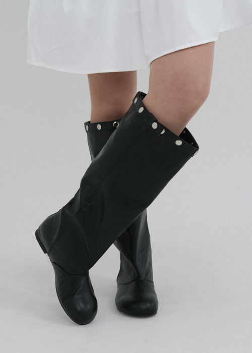 スタッズロングブーツ