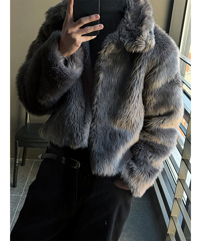 [Unisex] クロップド グレー ファー ジャケット