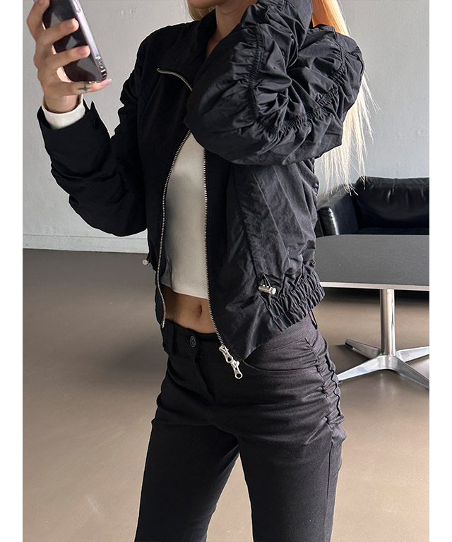 2color] Shirring crop wind breaker | ファッション通販サイト NUGU