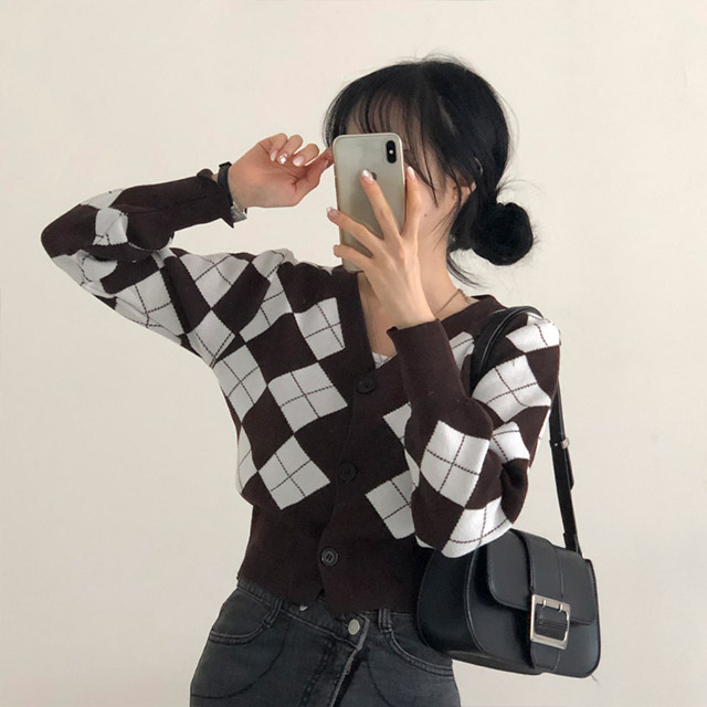 4color]アーガイルVネックカーディガン | ファッション通販サイト NUGU