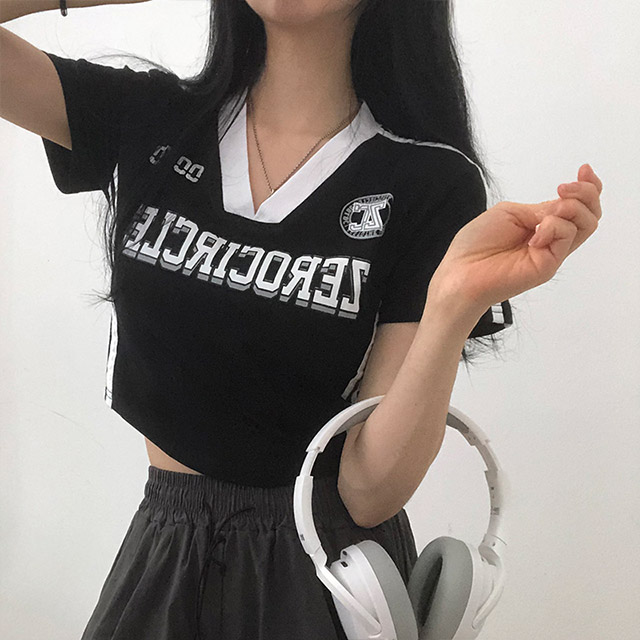 国内配送★X-girl★ワンポイント クロップド 半袖T 合わせやすい X-girl エックスガール X-GIRL LOGO AND STRIPE CROPPED S/S TOP