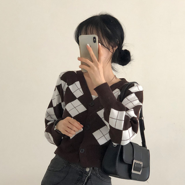 4color]アーガイルVネックカーディガン | ファッション通販サイト NUGU