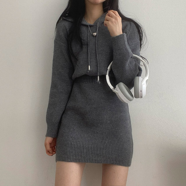 Riu ミニニットワンピース Off shoulder mini knit dress – Riu