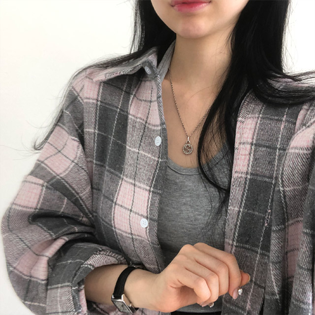 4.95万　25年秋冬スーパーライトウールチェックシャツ　全完売品　サイズ４ 4.95万 25年秋冬スーパーライトウールチェックシャツ 全完売品 サイズ