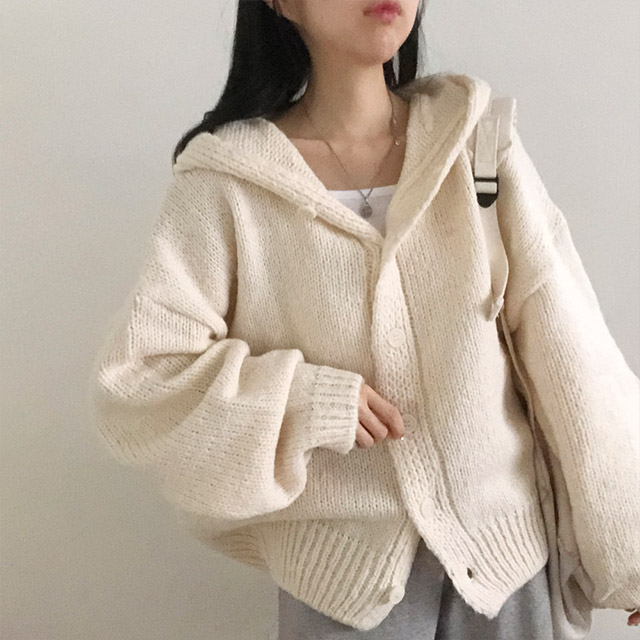 ボタンフード付きニットカーディガン | ファッション通販サイト NUGU