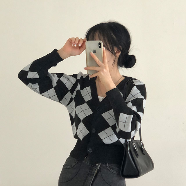 レオナール カンカン素材 ダークネイビー Vネック 半袖 きれいめ美品