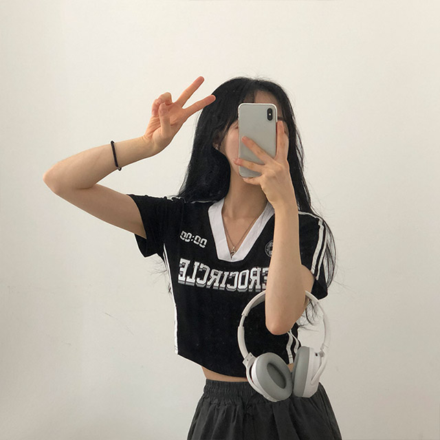 国内配送★X-girl★ワンポイント クロップド 半袖T 合わせやすい X-girl エックスガール X-GIRL LOGO AND STRIPE CROPPED S/S TOP