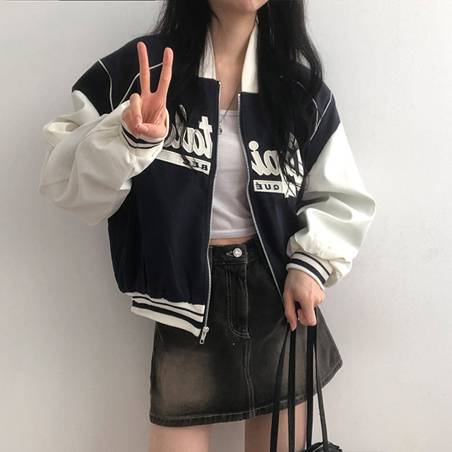 激レア/極美品✨クレージュ　スタジャン　ブルゾン　黒　ロゴ　38 Y2K 韓国 y2kバイカラーレタリングスタジャンジャケット | ファッション