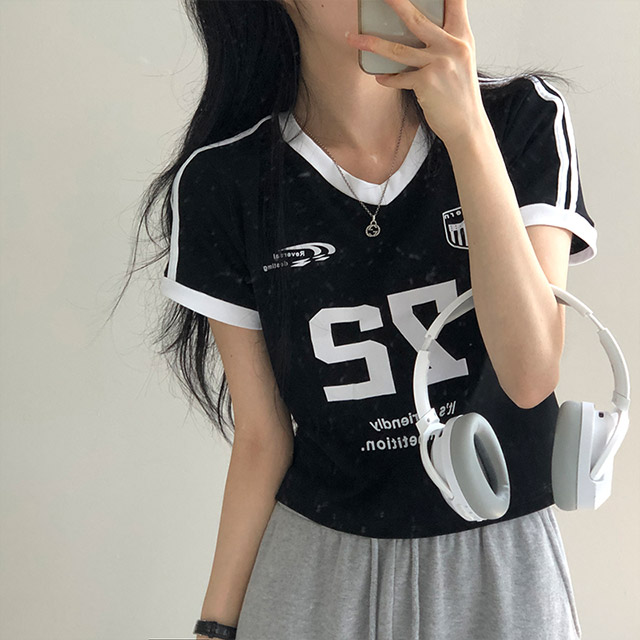 2000ARCHIVES ユニフォーム　Tシャツ　ネイビー クルーネックTシャツ（OLDSUMMER ワンポイントロゴ）/紺