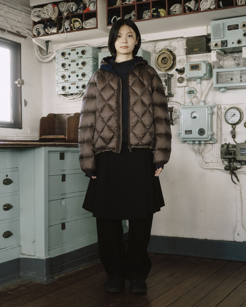 DIAMOND QUILTED DUCK DOWN, BROWN