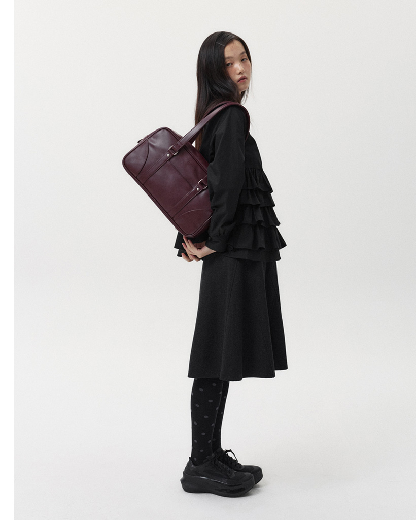 バッグ abi VINTAGE SQUARE LEATHER TOTE BAG, BURGUNDY | ファッション通販