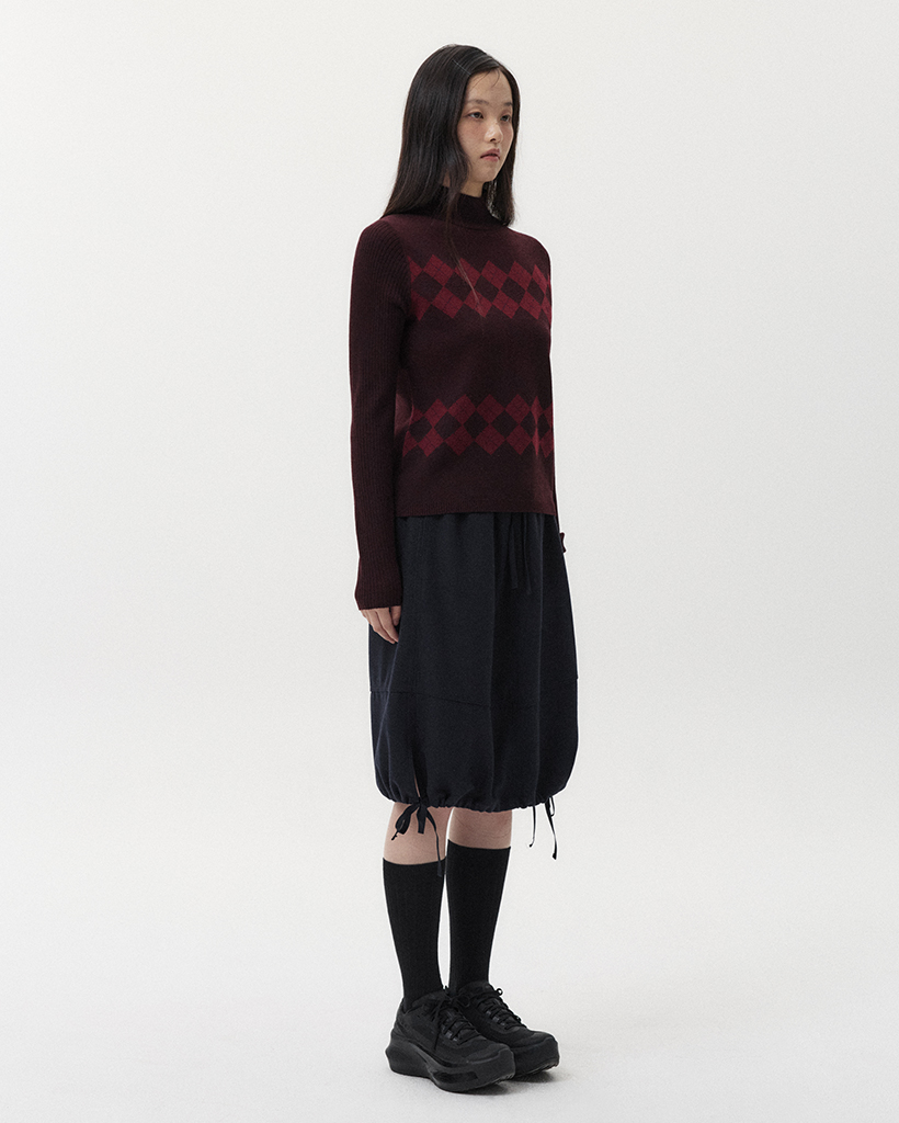 ARGYLE HALF NECK RIBBED KNIT, BURGUNDY