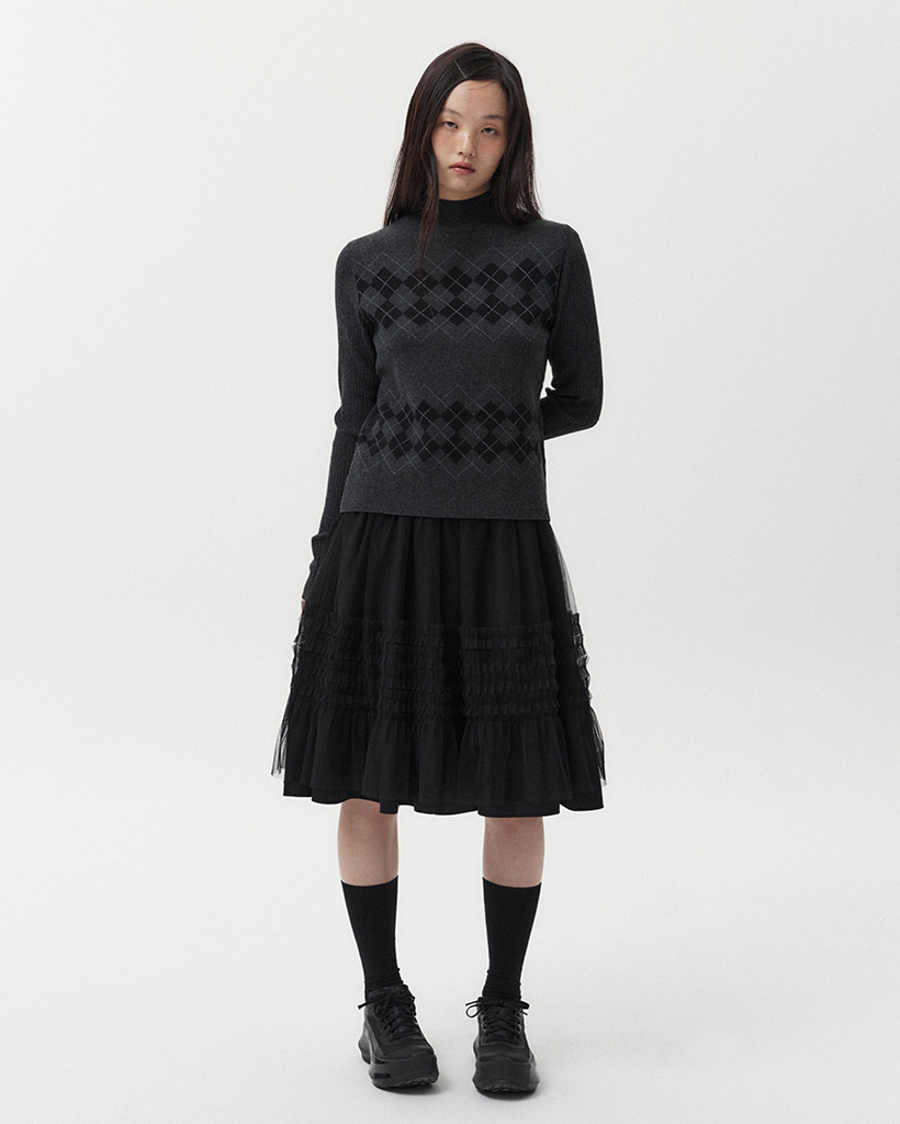 ARGYLE HALF NECK RIBBED KNIT, CHARCOAL