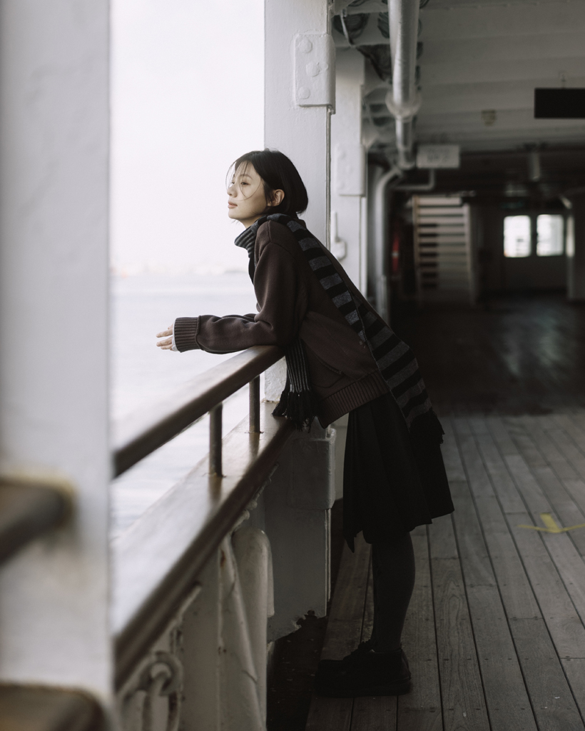 DOT STRIPE MUFFLER, CHARCOAL | ファッション通販サイト NUGU