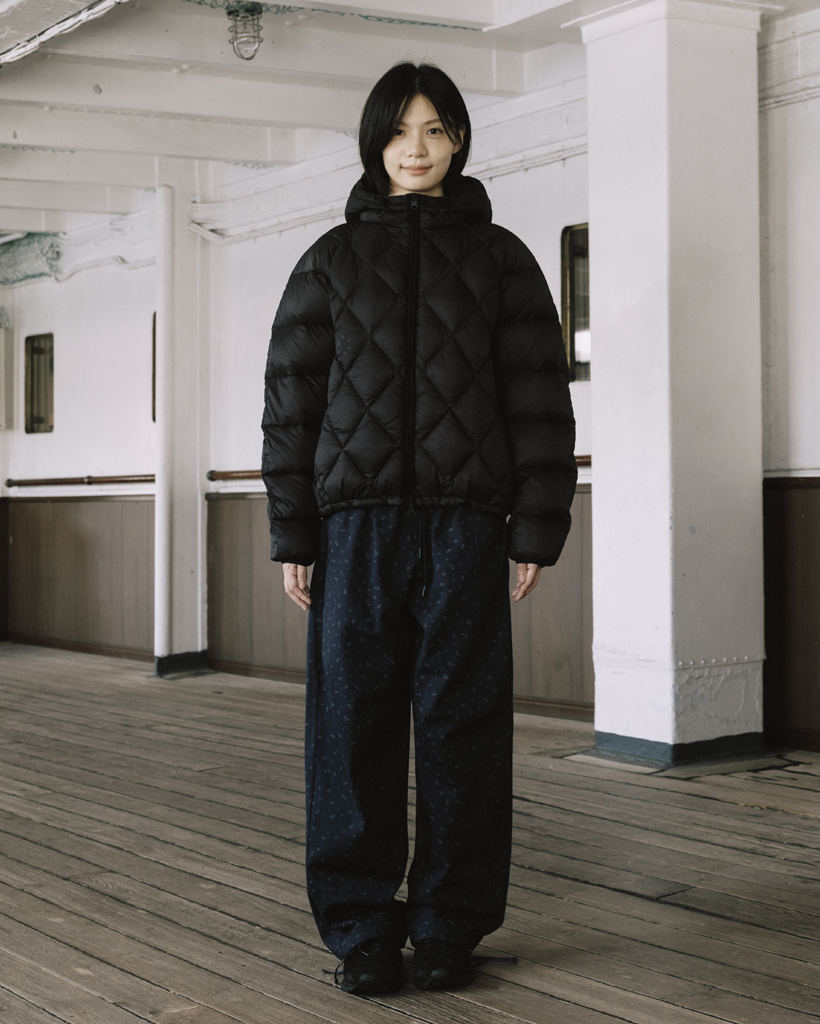 WIDE BANDING PANTS, FLORAL NAVY