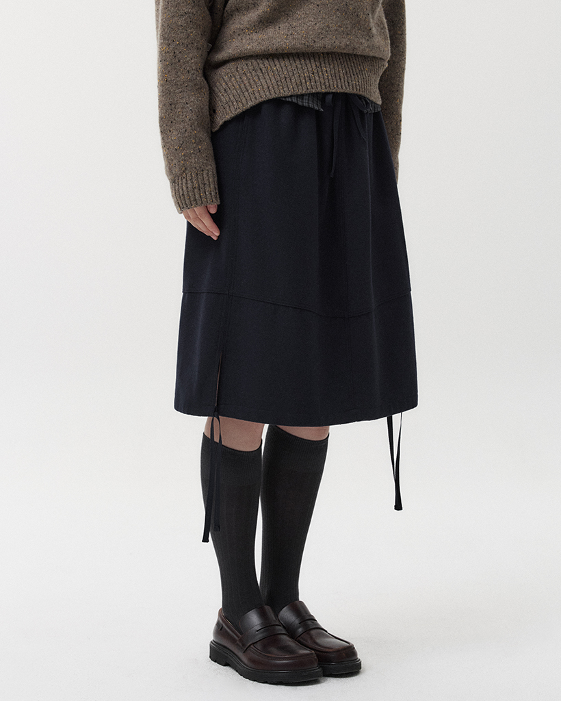 STITCH BANDING MIDI SKIRT, NAVY | ファッション通販サイト NUGU