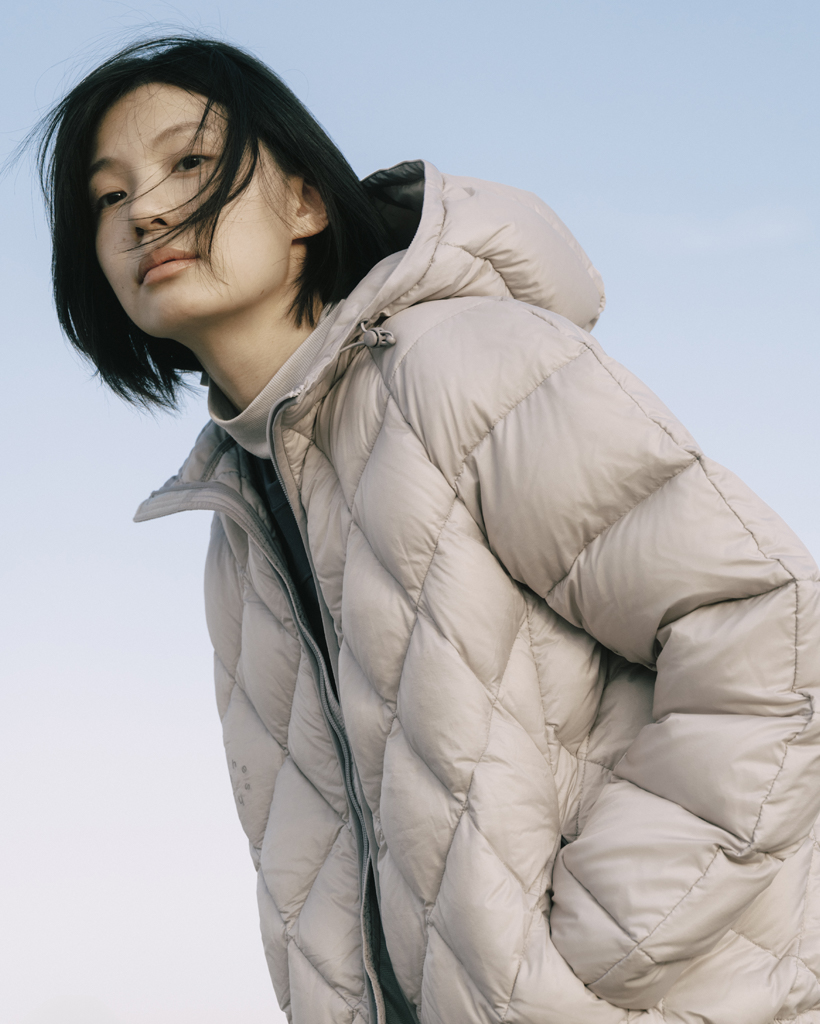 DIAMOND QUILTED DUCK DOWN, LIGHT GRAY