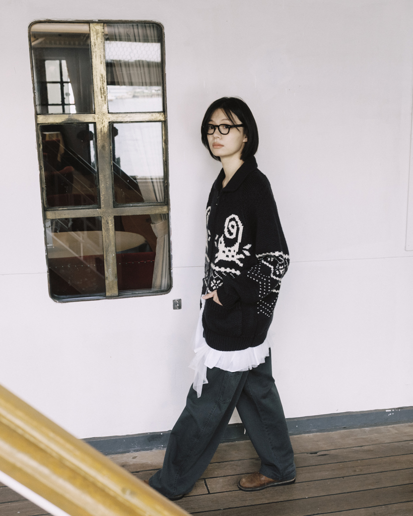 CAT GRAPHIC COWICHAN ZIP-UP, NAVY | ファッション通販サイト NUGU