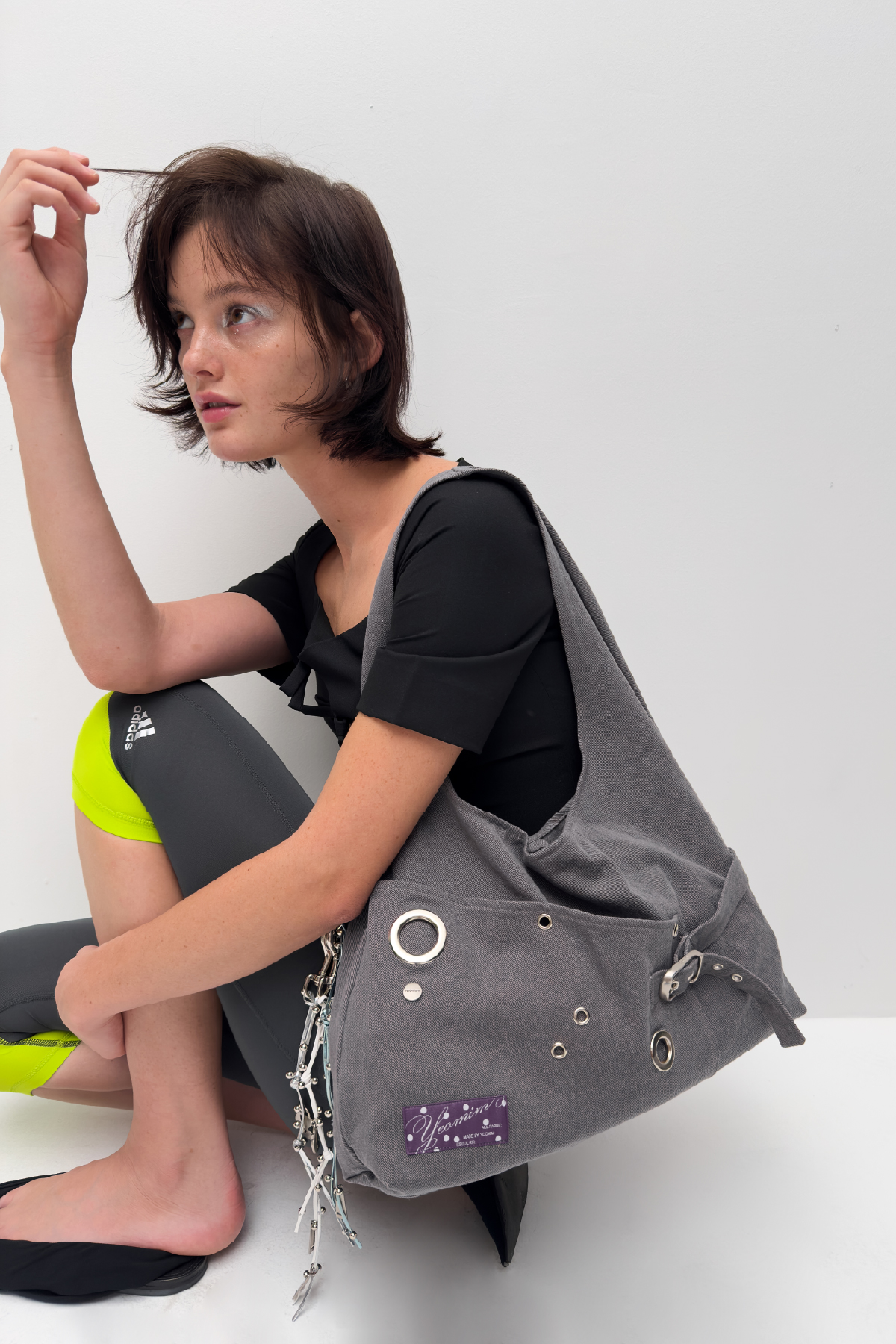 layout bag (charcoal)