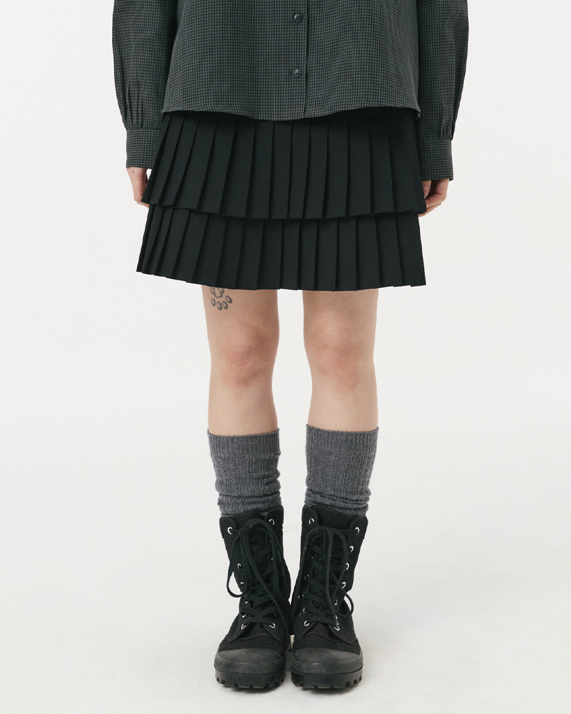 SIDE BUTTON DOUBLE PLEATED MINI SKIRT, BLACK | ファッション通販