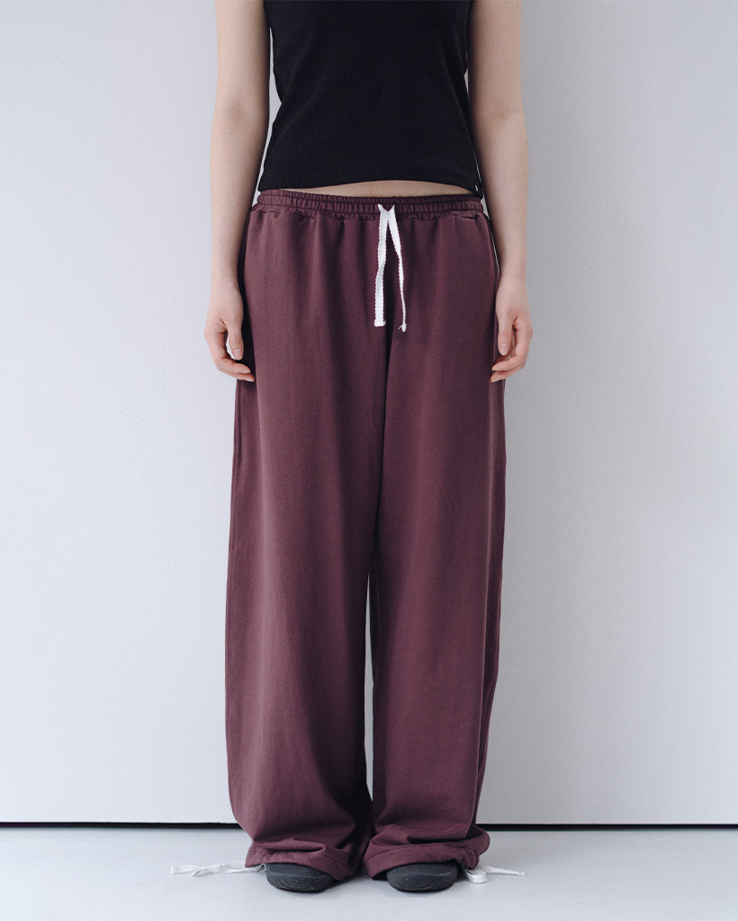 TWO-WAY STRAIGHT PANTS, BURGUNDY