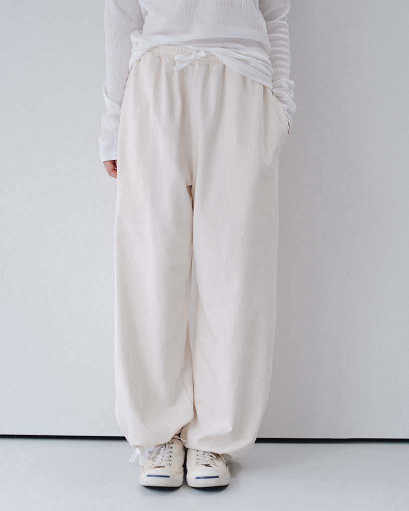 TWO-WAY STRAIGHT PANTS, CREAM