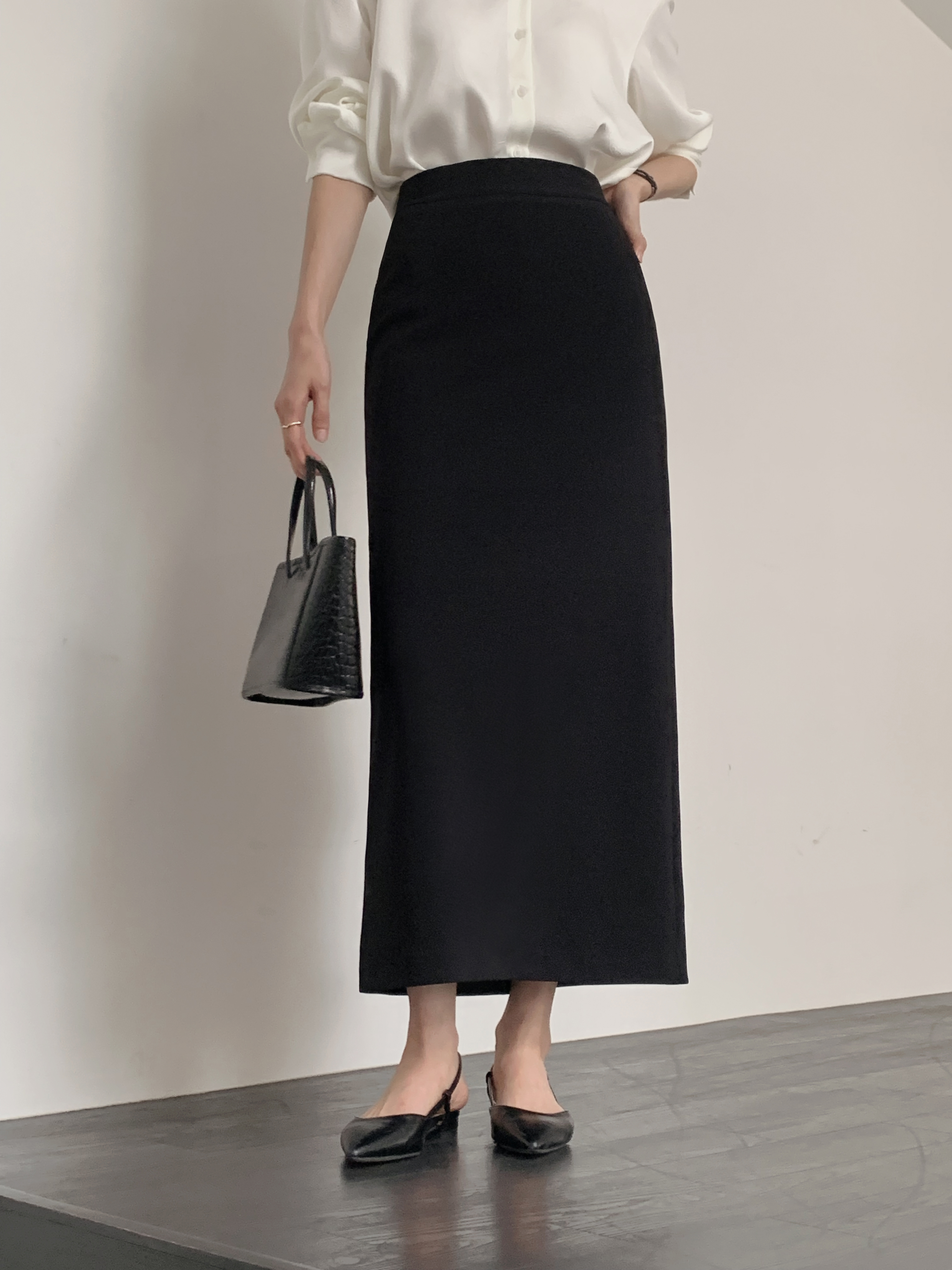 [made] Premium Moment Elastic Skirt