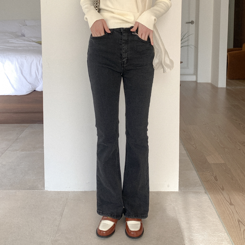 GUAPI ブラック ブーツカットデニム 裏起毛ブーツカットブラックデニム