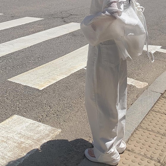 ルーズカジュアルモードパンツ