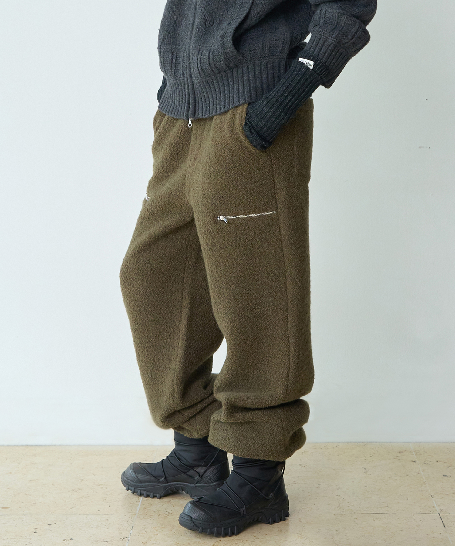 Boucle Zipper Trousers [Khaki]
