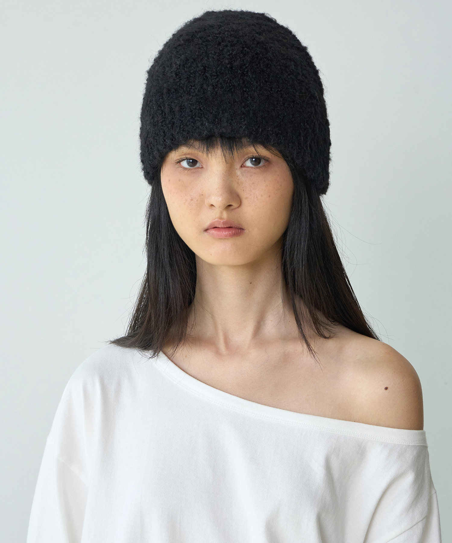 Fluffy Beanie [Black]