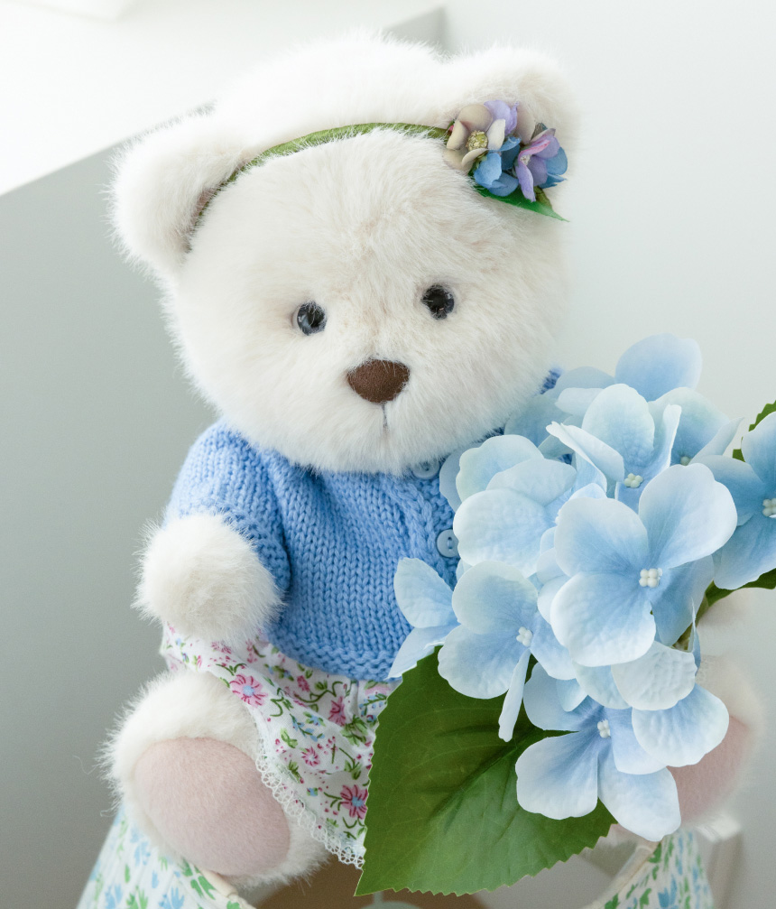 Lina Bear Character Bear Forget-Me-Not M | ファッション通販サイト NUGU